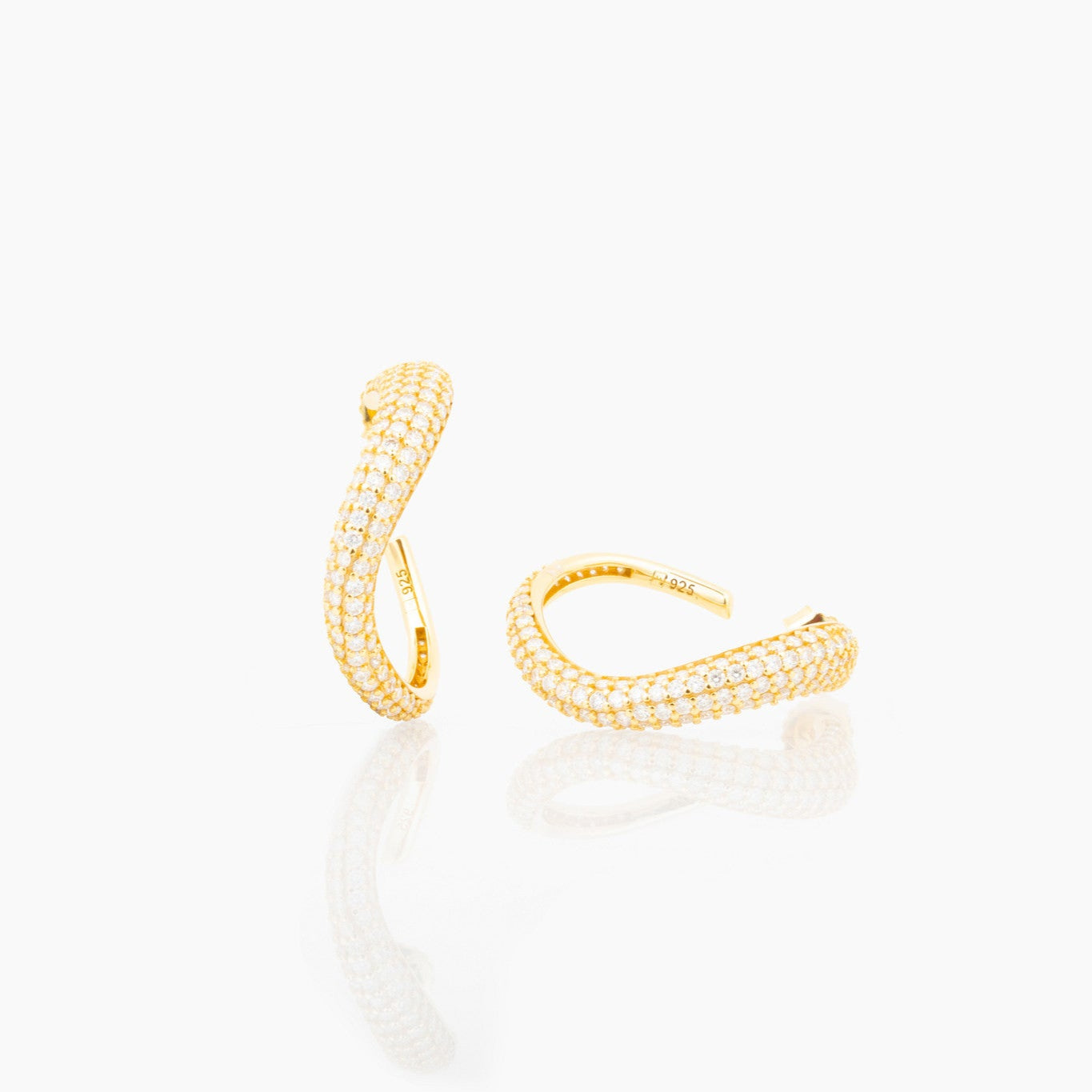 Val Moissanite Hoop