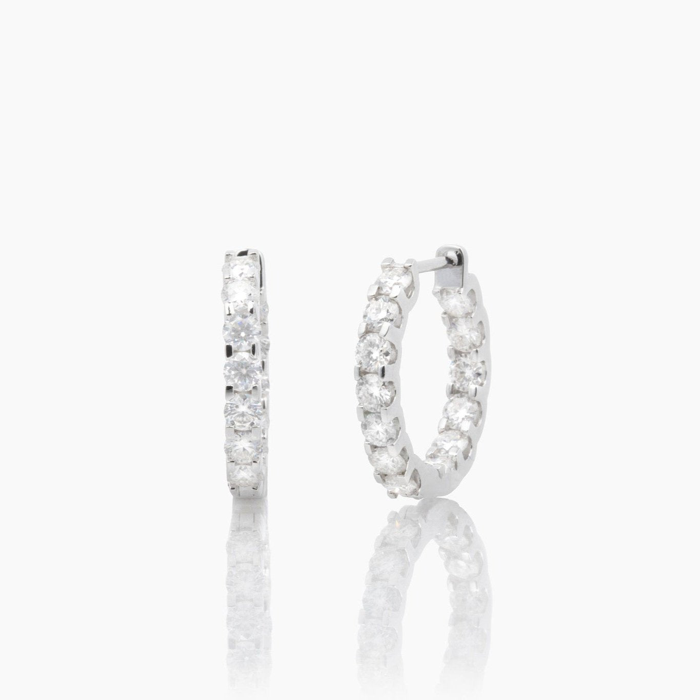 Mae Round Brilliant Hoop